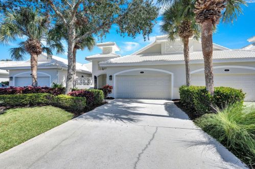 4522 Cardinal Cove Ln, Naples FL 34114-9487 exterior