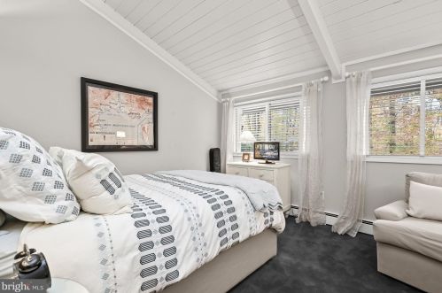 10113 Bevern Ln, Rockville MD 20854-2130 exterior