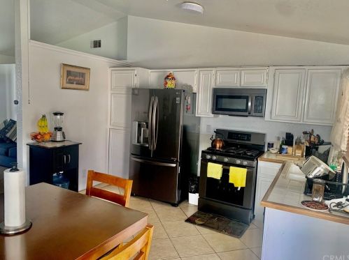 535 Orange Creek Dr, Perris CA 92571-3946 exterior