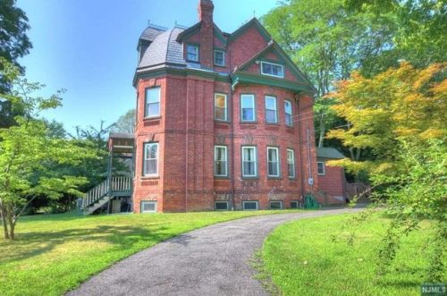 206 Park St, Haworth NJ  07641-1631 exterior