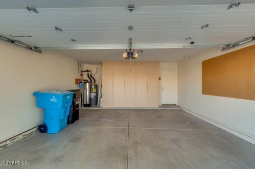 14437 47 Pl, Phoenix AZ 85018-6009 exterior