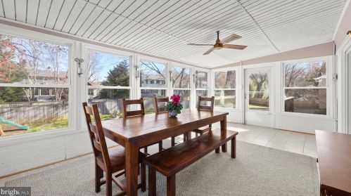 5610 Buckingham Palace Ct, Alexandria VA 22315-4120 exterior