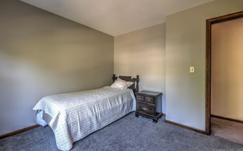 22 Lyda Dr, Milford CT 06460-3756 exterior