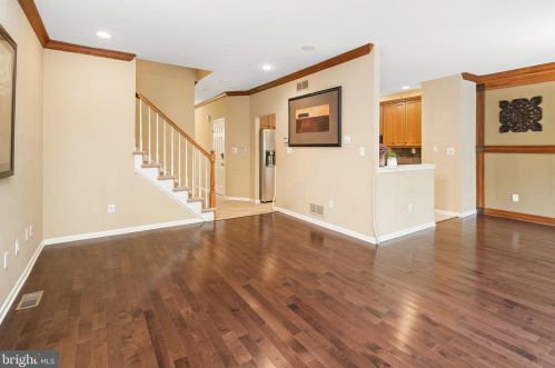 47 Tree Swallow Dr, Princeton NJ 08540-6134 exterior