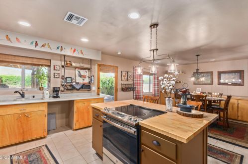 44219 12 St, Phoenix AZ 85086-7450 exterior