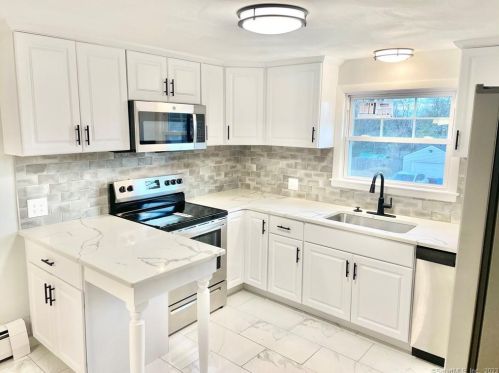 258 Bassett St, New Britain CT  06051-3438 exterior