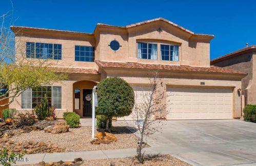 2426 Barbie Ln, Phoenix, AZ 85085-5005