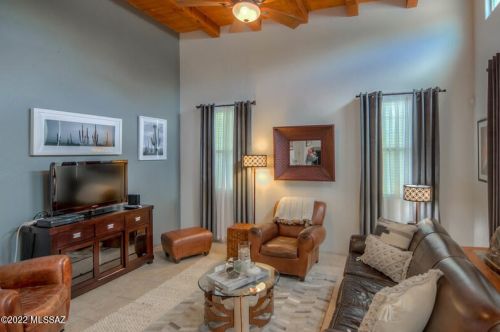 10432 Roylstons Ln, Tucson AZ 85747-5853 exterior