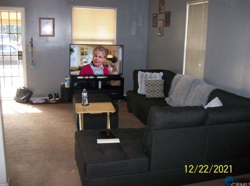 2705 Olive Ave, Fullerton CA 92833-3542 exterior