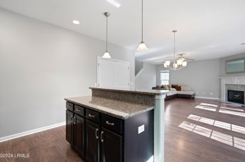 9318 Evan Way, Bluffton SC 29910-9320 exterior