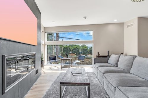 5112 Stanton Ave, Pittsburgh PA  15201-2580 exterior