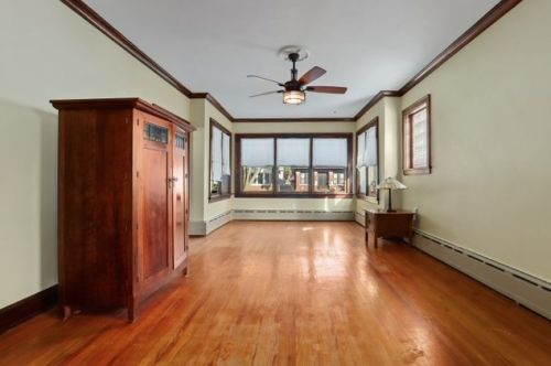 5004 Tripp Ave, Chicago IL 60630-2724 exterior