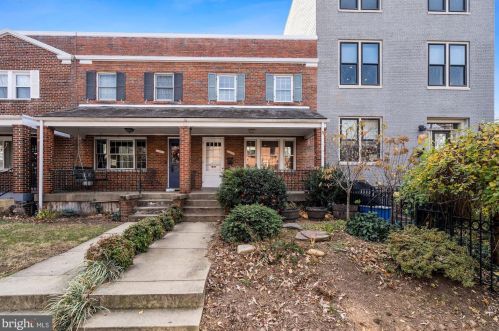 1403 K St, Washington DC  20003-3235 exterior