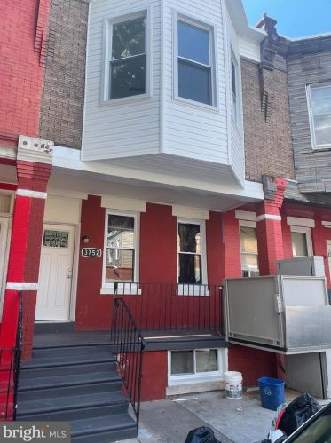 3752 8th St, Philadelphia PA  19140-3221 exterior