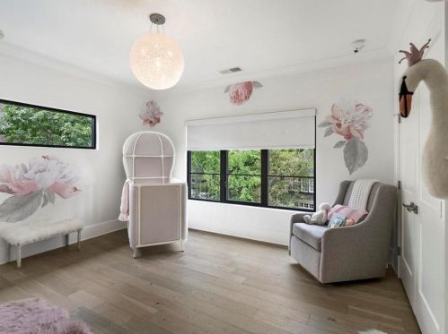 4736 Lk Forrest Dr, Atlanta GA 30342-2217 exterior