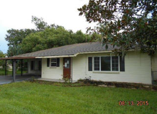 38104 9th Ave, Zephyrhills, FL 33542-3956