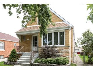 5813 Nottingham Ave, Chicago IL  60638-3110 exterior