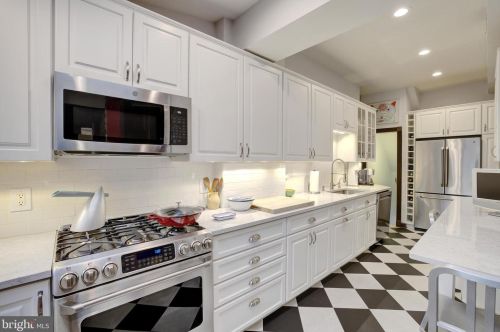 1106 Monroe St, Washington DC 20010-2014 exterior