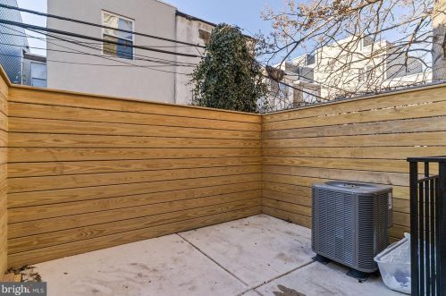 1514 Bouvier St, Philadelphia PA 19140-3535 exterior