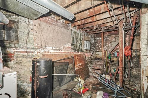 1918 Kedzie Ave, Chicago IL 60805-1646 exterior