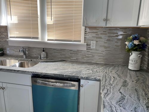 2813 50th St, Milwaukee WI  53210-1654 exterior