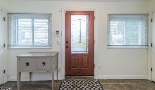 61 10th Ave, Paterson, NJ 07506-1714