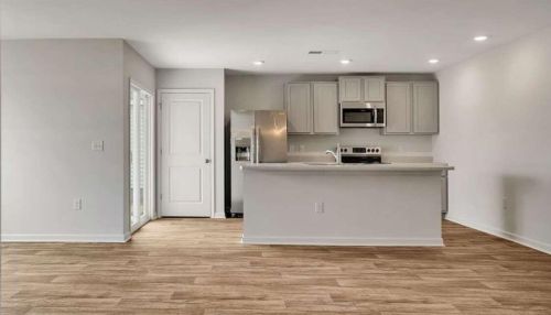 1224 Erica Way, Atlanta GA 30354-3640 exterior