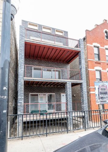 1634 Cermak Rd, Chicago IL 60623-2902 exterior