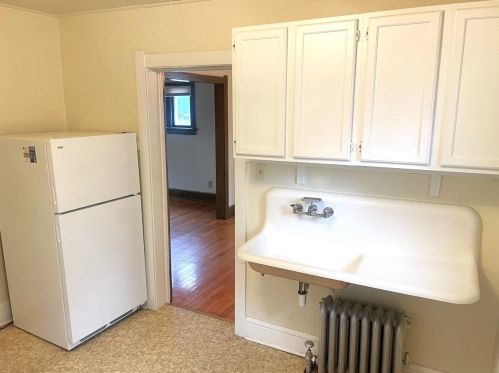 3221 Milwaukee St, Madison WI 53714-2117 exterior