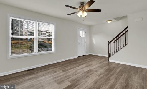 51-L Overlook Dr, Hanover PA  17331-9136 exterior