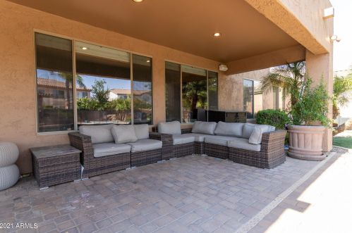 1899 Kaibab Dr, Chandler AZ  85249-3366 exterior