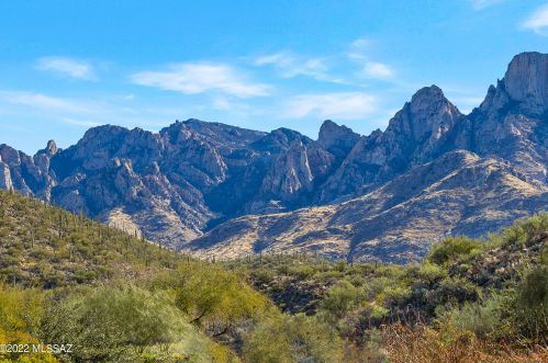 11251 Flt Granite Dr, Tucson AZ 85737-4614 exterior