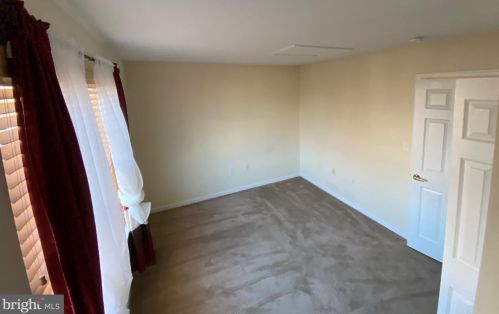 735 40 St, Philadelphia PA 19104-1670 exterior