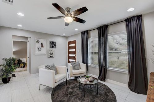 5111 Brookdale Ln, Austin, TX 78723-4018