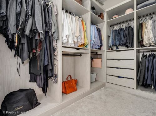 420 Grand Ave, Chicago IL 60612-1144 exterior