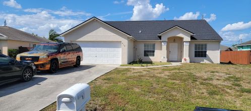 817 Janette Ave, Fort Pierce, FL 34953-1212