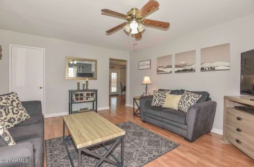 3343 Behrend Dr, Phoenix AZ  85050-3983 exterior