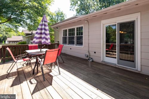 2310 Candlewood Dr, Alexandria VA exterior