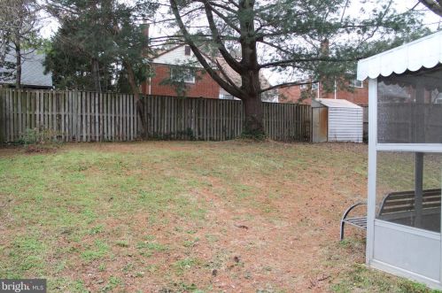 9912 Markham St, Silver Spring MD  20901-2233 exterior