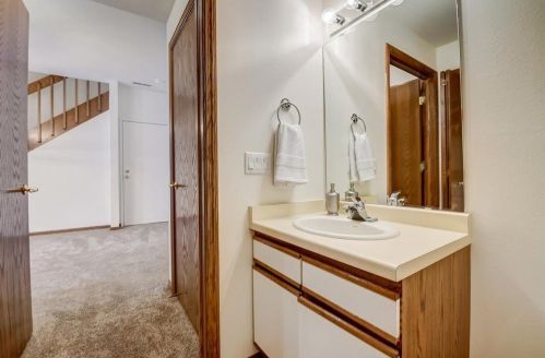 6014 Dell Dr, Madison WI  53718-8200 exterior