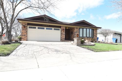 6800 Minnetonka Ave, Chicago, IL 60646-1516