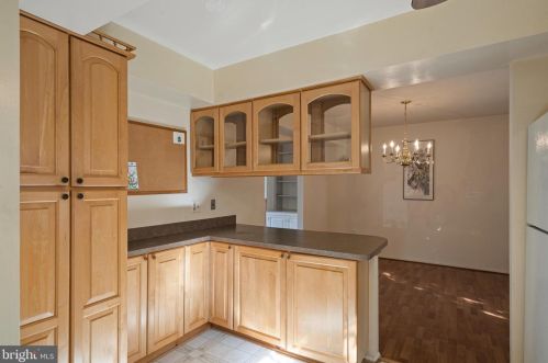 2014 Dundee Rd, Rockville MD exterior