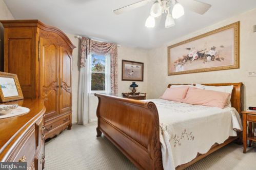 217 Vly Rd, Media PA 19063-5616 exterior