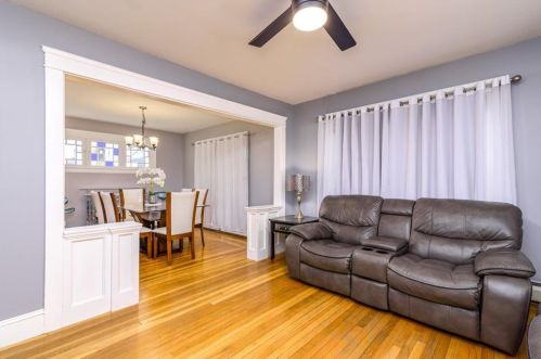 146 Dover St, Providence RI  02908-3932 exterior