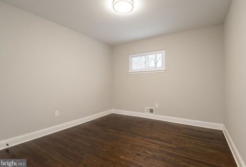 1411 Leister Dr, Silver Spring MD 20904-1548 exterior