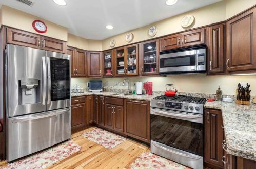 3901 Ashford Lk Ct, Atlanta GA 30319-5103 exterior