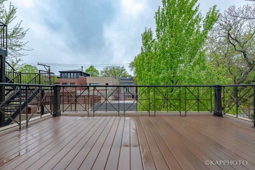 2252 Racine Ave, Chicago IL 60614-2110 exterior