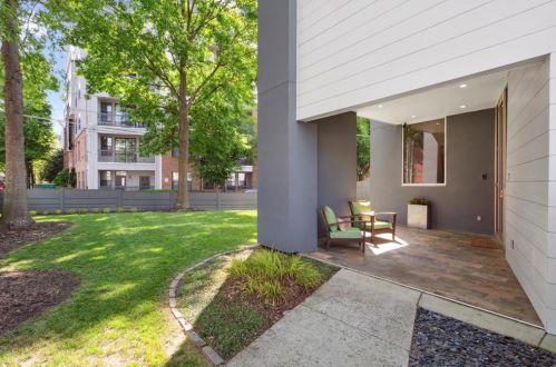 27 Cornelia St, Atlanta GA  30312-1905 exterior