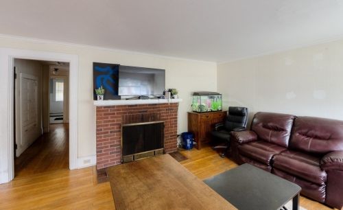 19 Highland Ter, Worcester MA 01602-4202 exterior