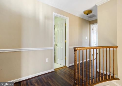 7312 Mallory Cir, Alexandria VA 22315-4704 exterior